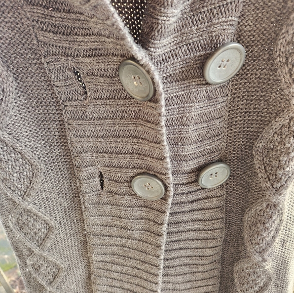 Decree Sweater Size Lg - Picture 3 of 4